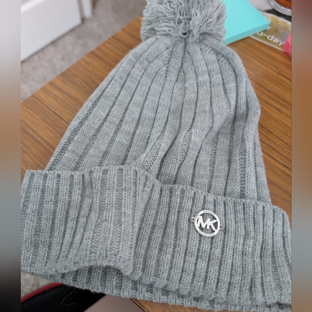 Michael Kors Kids' Silver Knit Pom-Pom Hat